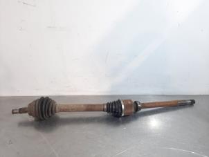 Used Front drive shaft, right Peugeot Partner Tepee (7A/B/C/D/E/F/G/J/P/S) 1.6 HDI 92 Price € 127,05 Inclusive VAT offered by Autohandel Didier