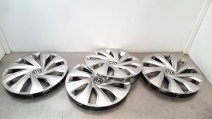 Used Wheel cover set Volkswagen Polo VI (AW1) 1.6 TDI 16V 80 Price € 54,45 Inclusive VAT offered by Autohandel Didier