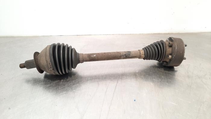 Front drive shaft, left from a Volkswagen Polo VI (AW1) 1.6 TDI 16V 80 2018