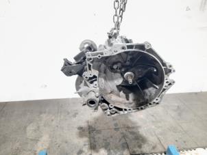 Used Gearbox Peugeot Partner Tepee (7A/B/C/D/E/F/G/J/P/S) 1.6 HDI 92 Price € 381,15 Inclusive VAT offered by Autohandel Didier