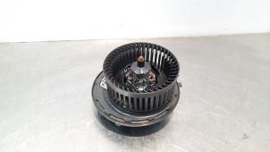 Used Heating and ventilation fan motor Skoda Octavia Combi (5EAC) 2.0 TDI RS 16V Price € 90,75 Inclusive VAT offered by Autohandel Didier