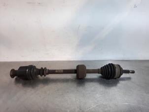 Used Front drive shaft, right Renault Clio II Societe (SB) 1.5 dCi 65 Price € 54,45 Inclusive VAT offered by Autohandel Didier