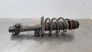 Used Front shock absorber, right Volkswagen Polo V (6R) 1.0 12V BlueMotion Technology Price € 96,80 Inclusive VAT offered by Autohandel Didier