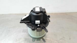Used Heating and ventilation fan motor Peugeot 3008 II (M4/MC/MJ/MR) 1.5 BlueHDi 130 Price € 96,80 Inclusive VAT offered by Autohandel Didier