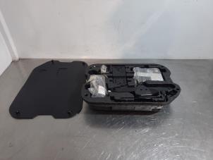 Used Jack set Citroen C4 Picasso (UD/UE/UF) 1.6 HDi 16V 110 Price € 42,35 Inclusive VAT offered by Autohandel Didier
