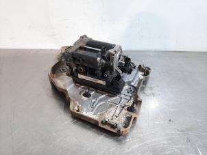 Used Air pump (suspension) Citroen C4 Picasso (UD/UE/UF) 1.6 HDi 16V 110 Price € 707,85 Inclusive VAT offered by Autohandel Didier
