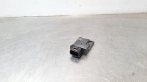 Used Electric fuel module Volvo V60 II (ZW) 2.0 D4 16V Price € 48,40 Inclusive VAT offered by Autohandel Didier