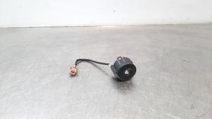 Used Immobiliser module Peugeot 208 II (UB/UH/UP) 1.5 BlueHDi 100 Price € 30,25 Inclusive VAT offered by Autohandel Didier