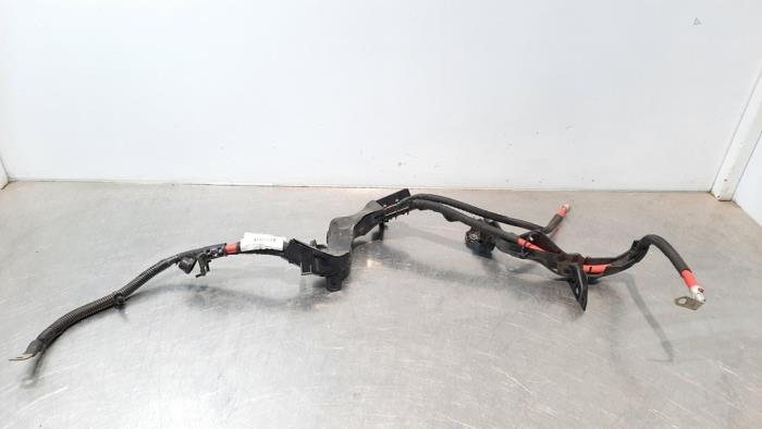 Używane Kabel (rózne) Volvo V60 II (ZW) 2.0 D4 16V Cena € 36,30 Z VAT oferowane przez Autohandel Didier
