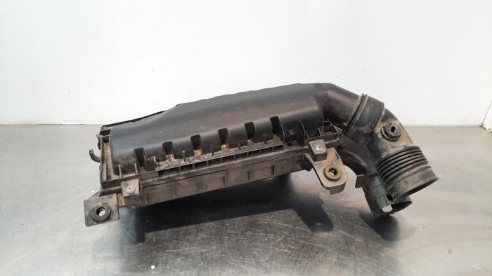 Begagnade Luftfilterhus Opel Crossland (X) 1.2 Turbo 12V Pris € 36,30 Inklusive moms erbjuds av Autohandel Didier