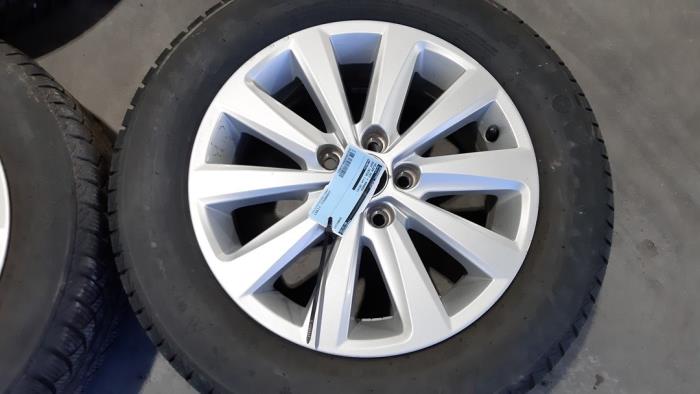 Set of wheels + winter tyres from a Seat Ibiza V (KJB)  2019