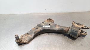 Used Front wishbone, left Landrover Discovery Sport (LC) 2.2 sd4 16V Price € 90,75 Inclusive VAT offered by Autohandel Didier