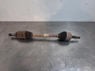 Used Front drive shaft, left Renault Megane III Coupe (DZ) 1.5 dCi 105 Price € 78,65 Inclusive VAT offered by Autohandel Didier