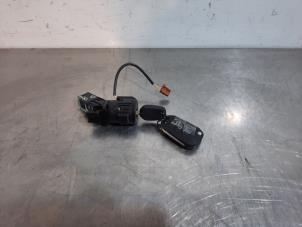 Used Ignition lock + key Peugeot 208 I (CA/CC/CK/CL) 1.2 Vti 12V PureTech Price € 66,55 Inclusive VAT offered by Autohandel Didier