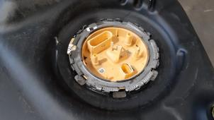 Usados Bomba eléctrica de combustible Audi Q5 (FYB/FYG) 2.0 TDI 16V Quattro Precio € 127,05 IVA incluido ofrecido por Autohandel Didier