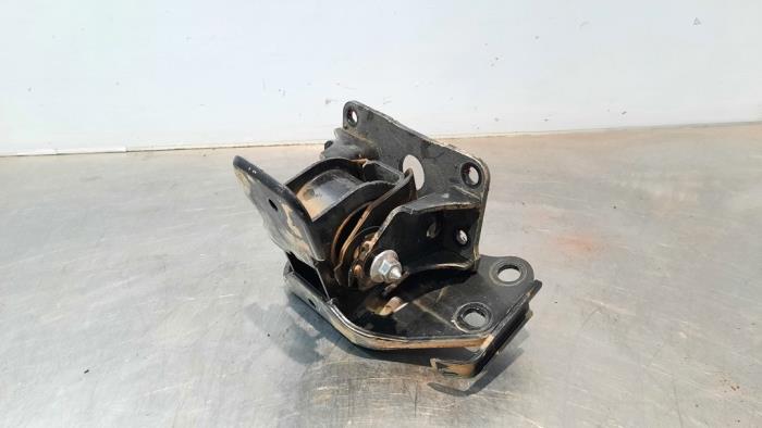 Used Engine mount Lexus NX I (Z1) 300h 2.5 16V 4x4 Price € 42,35 Inclusive VAT offered by Autohandel Didier