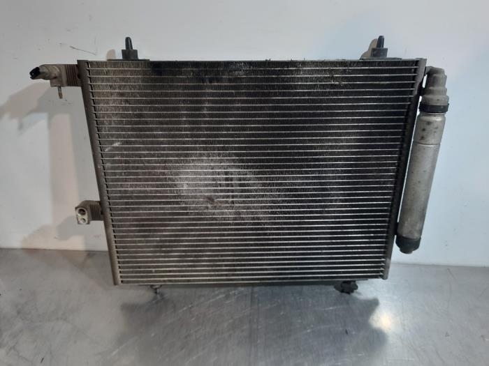 Usagé Condenseur de climatisation Peugeot 807 2.0 HDi 16V Prix € 24,20 Prix TTC proposé par Autohandel Didier