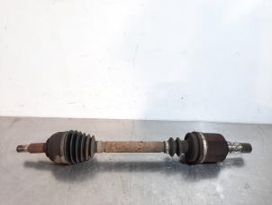 Used Front drive shaft, left Renault Megane II (LM) 1.9 dCi 120 Price € 66,55 Inclusive VAT offered by Autohandel Didier