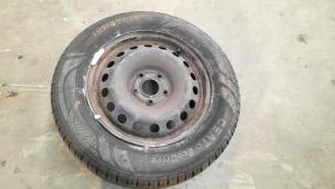 Used Wheel + tyre Renault Kangoo/Grand Kangoo (KW) 1.2 16V TCE Price € 66,55 Inclusive VAT offered by Autohandel Didier