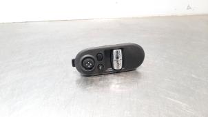 Used Multi-functional window switch Mini Mini (F56) 1.5 12V Cooper D Price on request offered by Autohandel Didier
