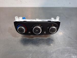 Used Heater control panel Renault Clio IV Estate/Grandtour (7R) 1.5 Energy dCi 75 FAP Price € 60,50 Inclusive VAT offered by Autohandel Didier