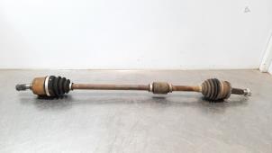 Used Front drive shaft, right Hyundai i20 1.2i 16V Price € 163,35 Inclusive VAT offered by Autohandel Didier