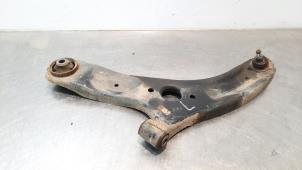 Used Front wishbone, left Hyundai i20 1.2i 16V Price € 60,50 Inclusive VAT offered by Autohandel Didier
