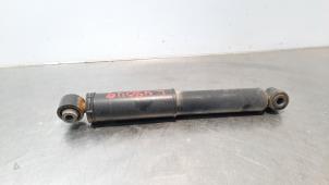 Used Rear shock absorber, left Renault Master IV (MA/MB/MC/MD/MH/MF/MG/MH) 2.3 dCi 145 16V Price € 42,35 Inclusive VAT offered by Autohandel Didier