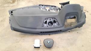 Usados Airbag set + dashboard BMW X5 (G05) xDrive 45 e iPerformance 3.0 24V Precio € 2.541,00 IVA incluido ofrecido por Autohandel Didier