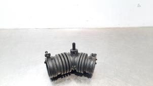 Used Air intake hose Kia Cee'd (JDB5) 1.4i 16V Price € 18,15 Inclusive VAT offered by Autohandel Didier
