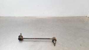 Used Anti-roll bar guide Kia Cee'd (JDB5) 1.4i 16V Price € 24,20 Inclusive VAT offered by Autohandel Didier