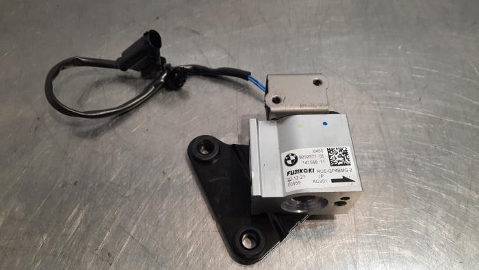 AC expansion valve from a BMW X5 (G05) xDrive 45 e iPerformance 3.0 24V 2022