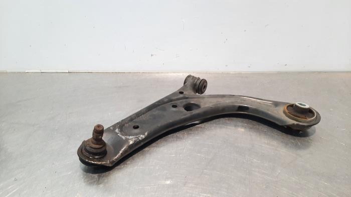 Front wishbone, left from a Fiat Panda (312) 1.0 Hybrid 2021