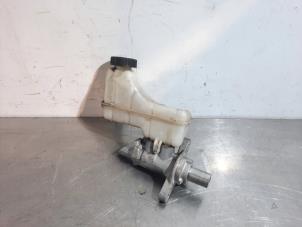 Used Master cylinder Renault Talisman Estate (RFDK) 1.6 dCi 160 Twinturbo Price on request offered by Autohandel Didier