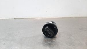 Used AIH headlight switch Volkswagen Polo VI (AW1) 1.6 TDI 16V 95 Price € 36,30 Inclusive VAT offered by Autohandel Didier