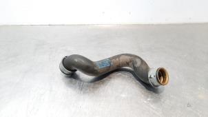 Used Radiator hose Mercedes GLK (204.7/9) 2.2 220 CDI 16V BlueEff.,BlueTEC 4-Matic Price € 18,15 Inclusive VAT offered by Autohandel Didier