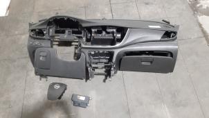 Usagé Airbag set + dashboard Opel Mokka/Mokka X 1.4 Turbo 16V 4x2 Prix € 949,85 Prix TTC proposé par Autohandel Didier