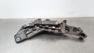 Used Front bumper bracket, right Peugeot Boxer (U9) 2.2 HDi 130 Euro 5 Price € 30,25 Inclusive VAT offered by Autohandel Didier