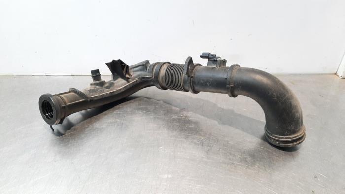 Intercooler hose from a Peugeot Boxer (U9) 2.0 BlueHDi 160 2018