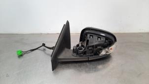 Used Wing mirror, left Volvo V40 (MV) 2.0 D2 16V Price € 127,05 Inclusive VAT offered by Autohandel Didier
