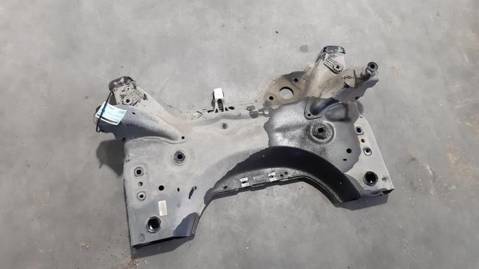Used Subframe Toyota ProAce 1.5 D-4D 120 16V Price € 332,75 Inclusive VAT offered by Autohandel Didier