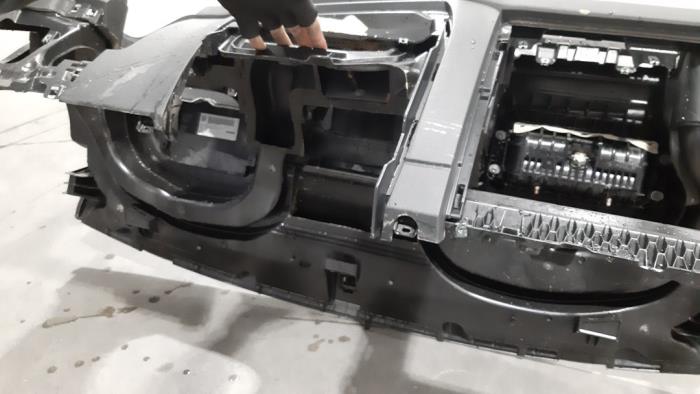 Tableau de bord d'un Volkswagen Touran (5T1) 1.6 TDI SCR BlueMotion Technology 2019