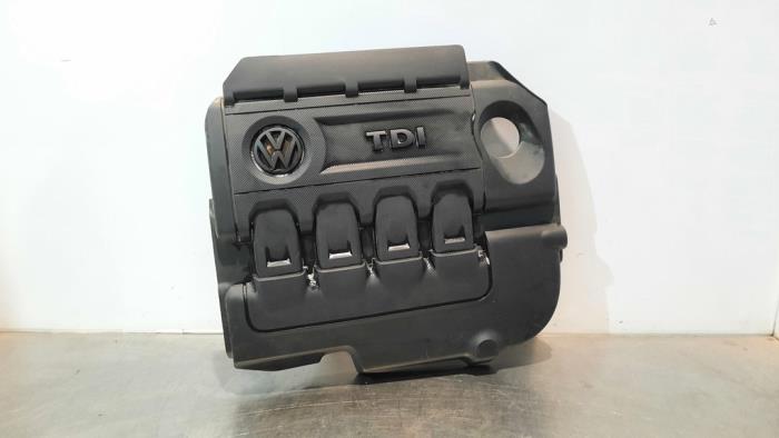 Pokrywa silnika z Volkswagen Touran (5T1) 1.6 TDI SCR BlueMotion Technology 2019