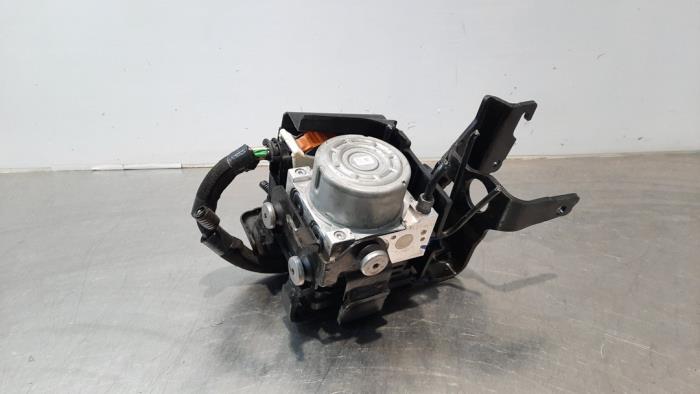 Usagé Bloc ABS Peugeot 208 II (UB/UH/UP) 1.2 Vti 12V PureTech 130 Prix € 199,65 Prix TTC proposé par Autohandel Didier