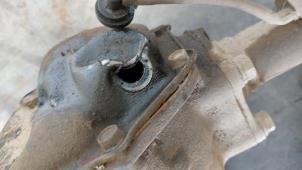 Differential vorne van een Mitsubishi L-200 2.5 DI-D 2015