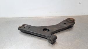 Used Front wishbone, right Hyundai iX35 (LM) 1.7 CRDi 16V Price € 66,55 Inclusive VAT offered by Autohandel Didier