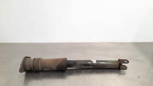 Used Rear shock absorber, right Hyundai iX35 (LM) 1.7 CRDi 16V Price € 36,30 Inclusive VAT offered by Autohandel Didier