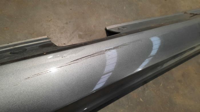 Door sill left from a Mercedes-Benz CLA (117.3) 1.8 CLA-200 CDI 16V 2014