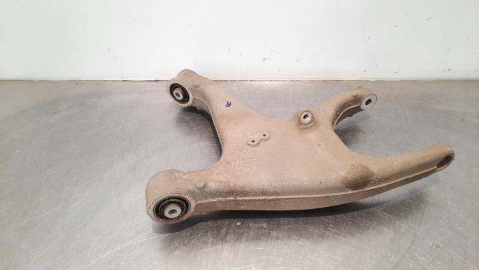 Rear wishbone, right from a Audi A6 Avant (C7) 2.0 TDI 16V 2017