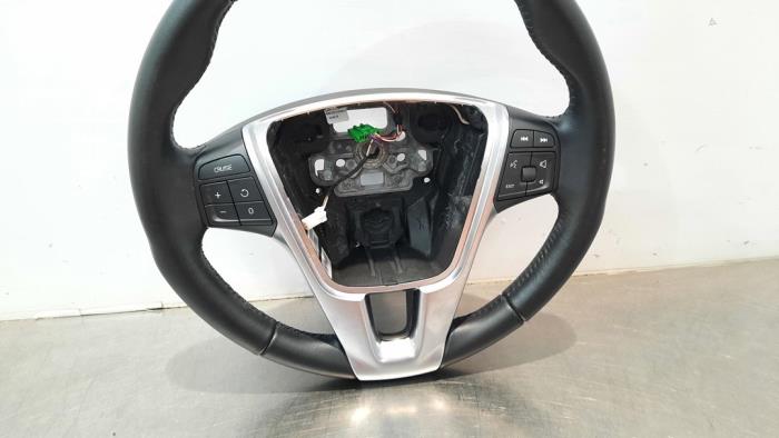 Steering wheel from a Volvo XC60 I (DZ) 2.0 D3 16V 2017